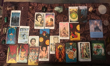 Load image into Gallery viewer, Year-Ahead Card Spread